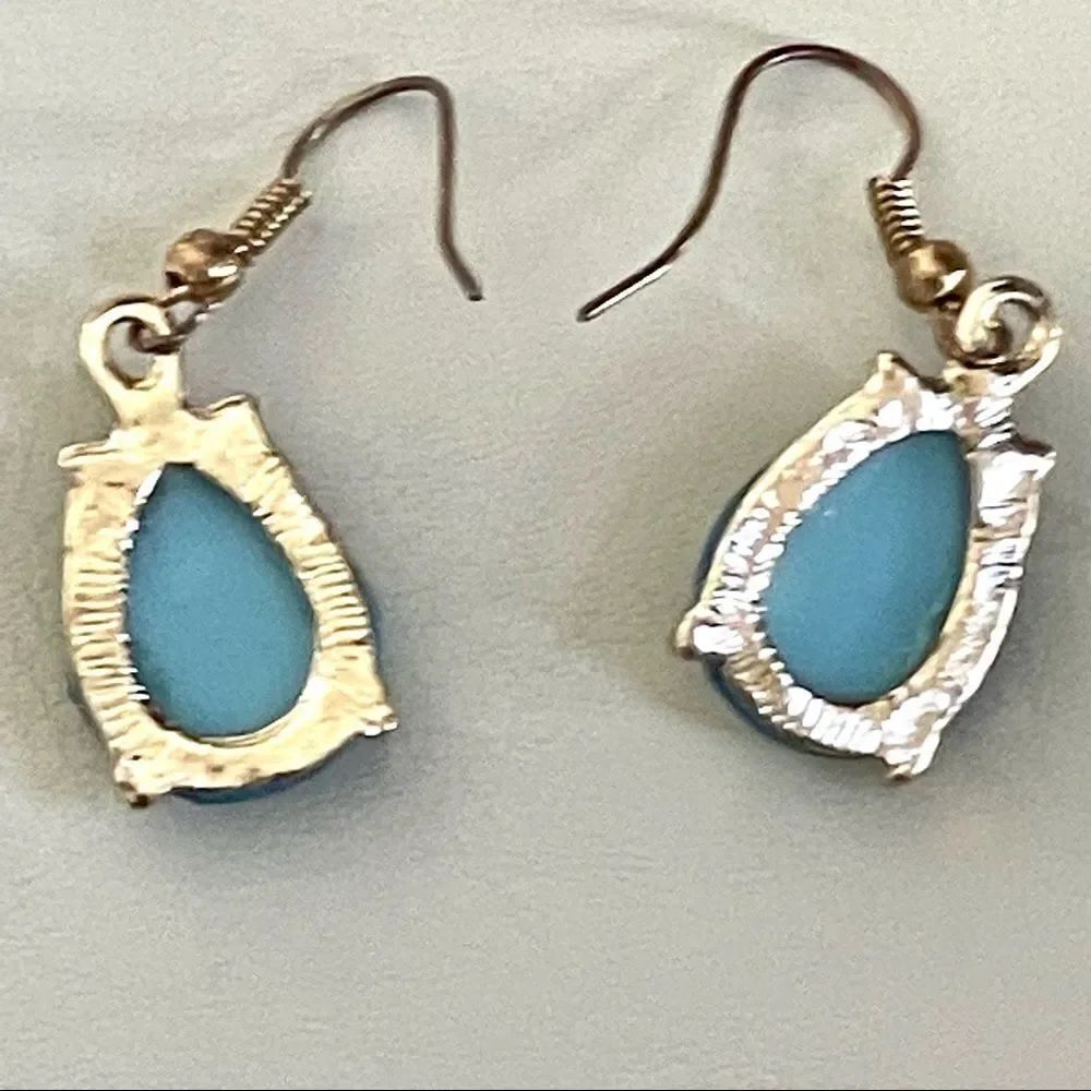 Blue gold tone drop earrings - Picture 7 of 10